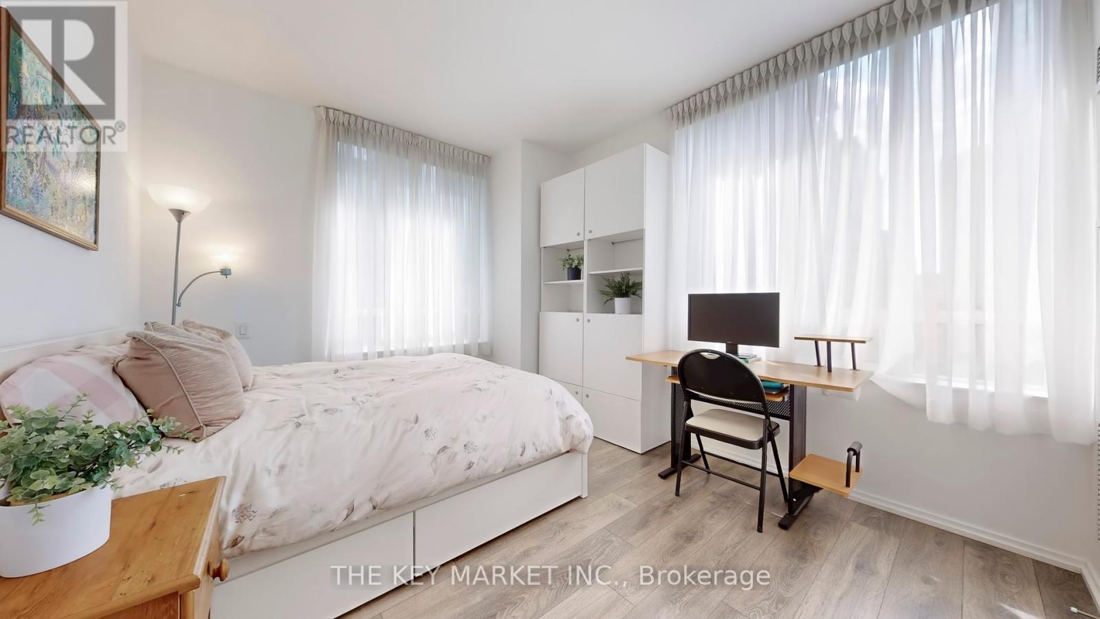 Photo 11 of 511 45 Charles Street E, Toronto ON