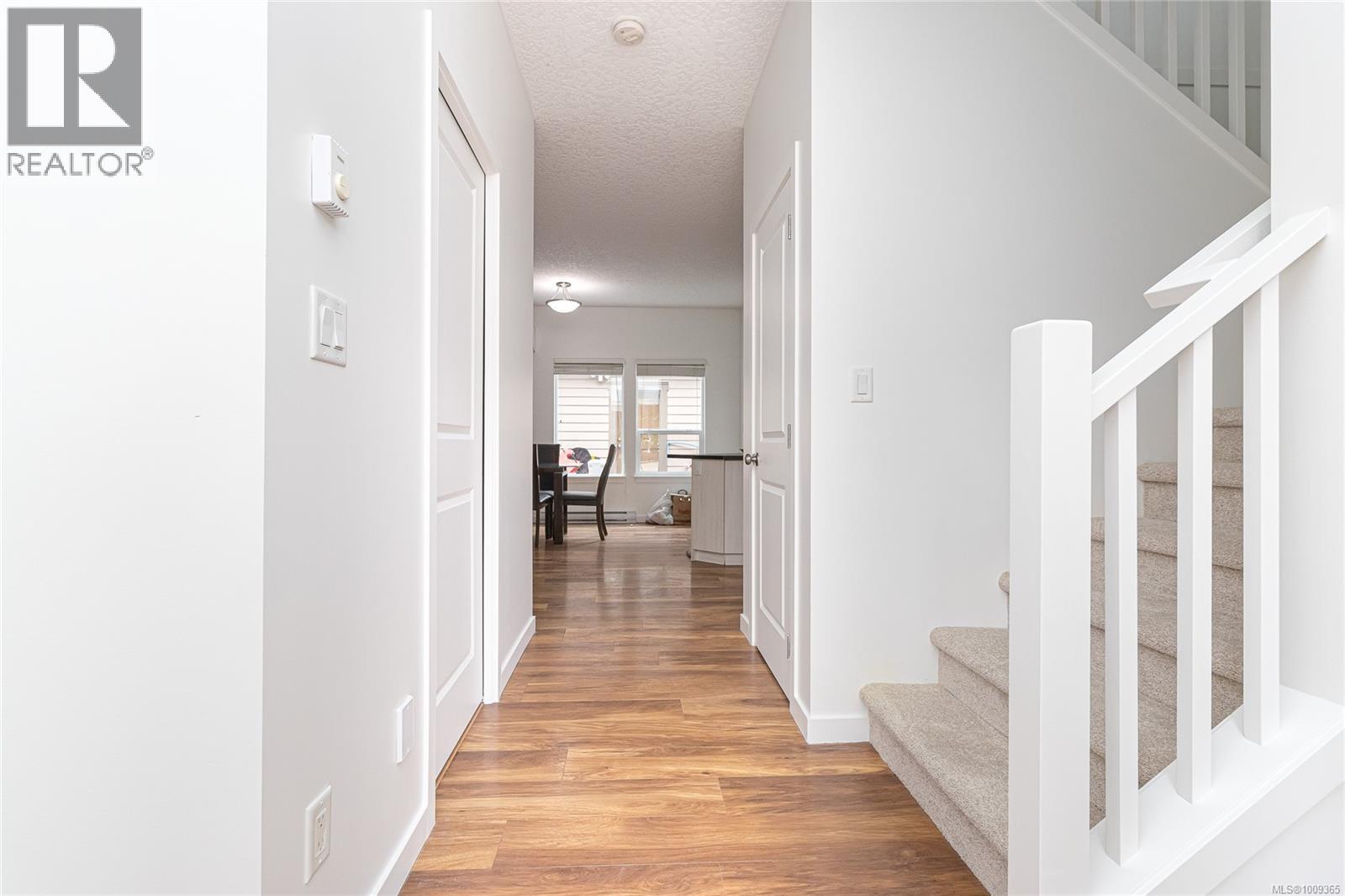 Photo 5 of 3368 Merlin Rd, Langford BC