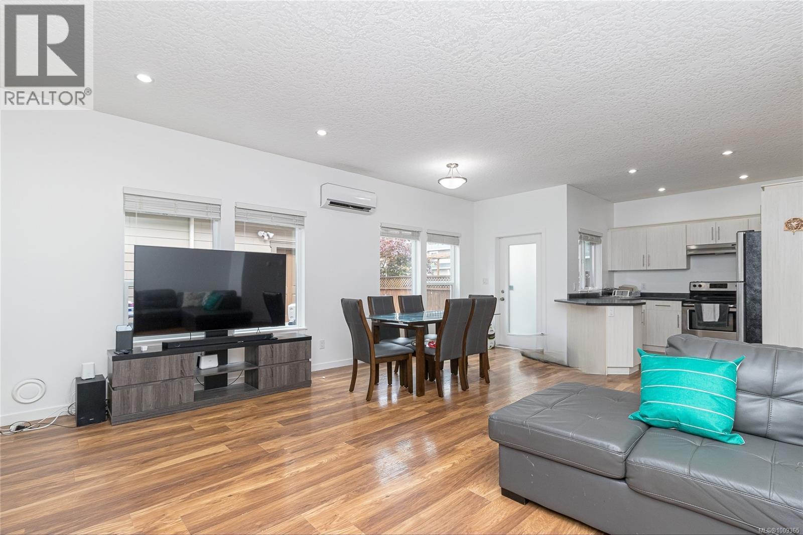 Photo 9 of 3368 Merlin Rd, Langford BC