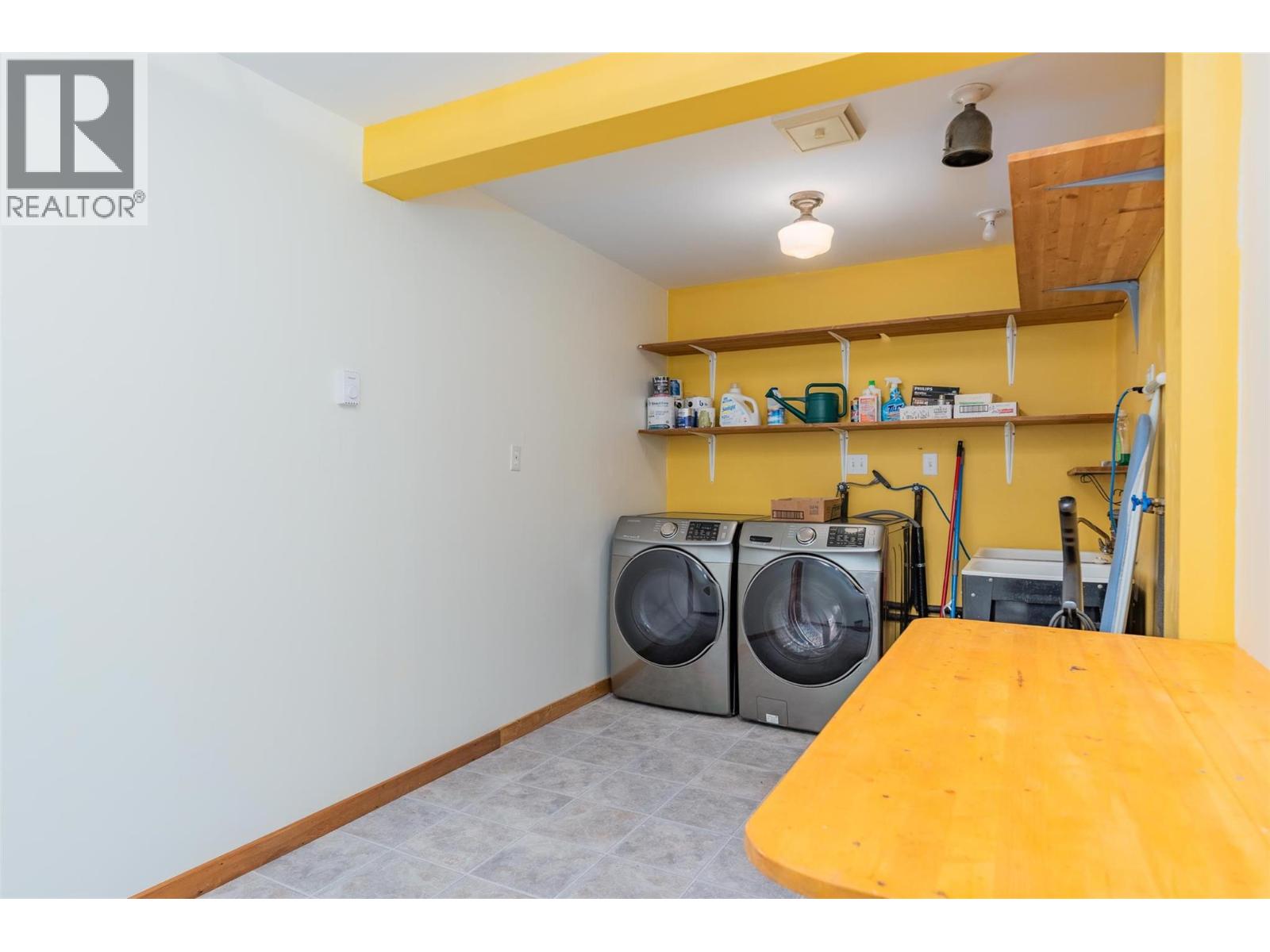 Photo 5 of 6042 Woodward Road, Winlaw BC