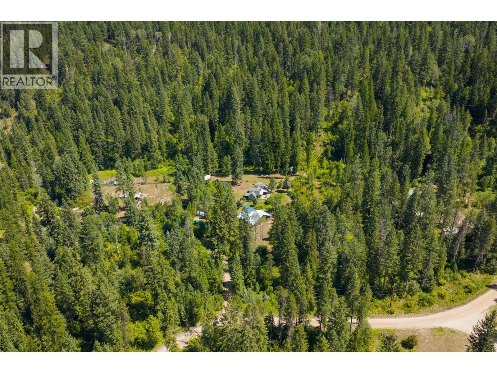 Photo 8 of 6042 Woodward Road, Winlaw BC