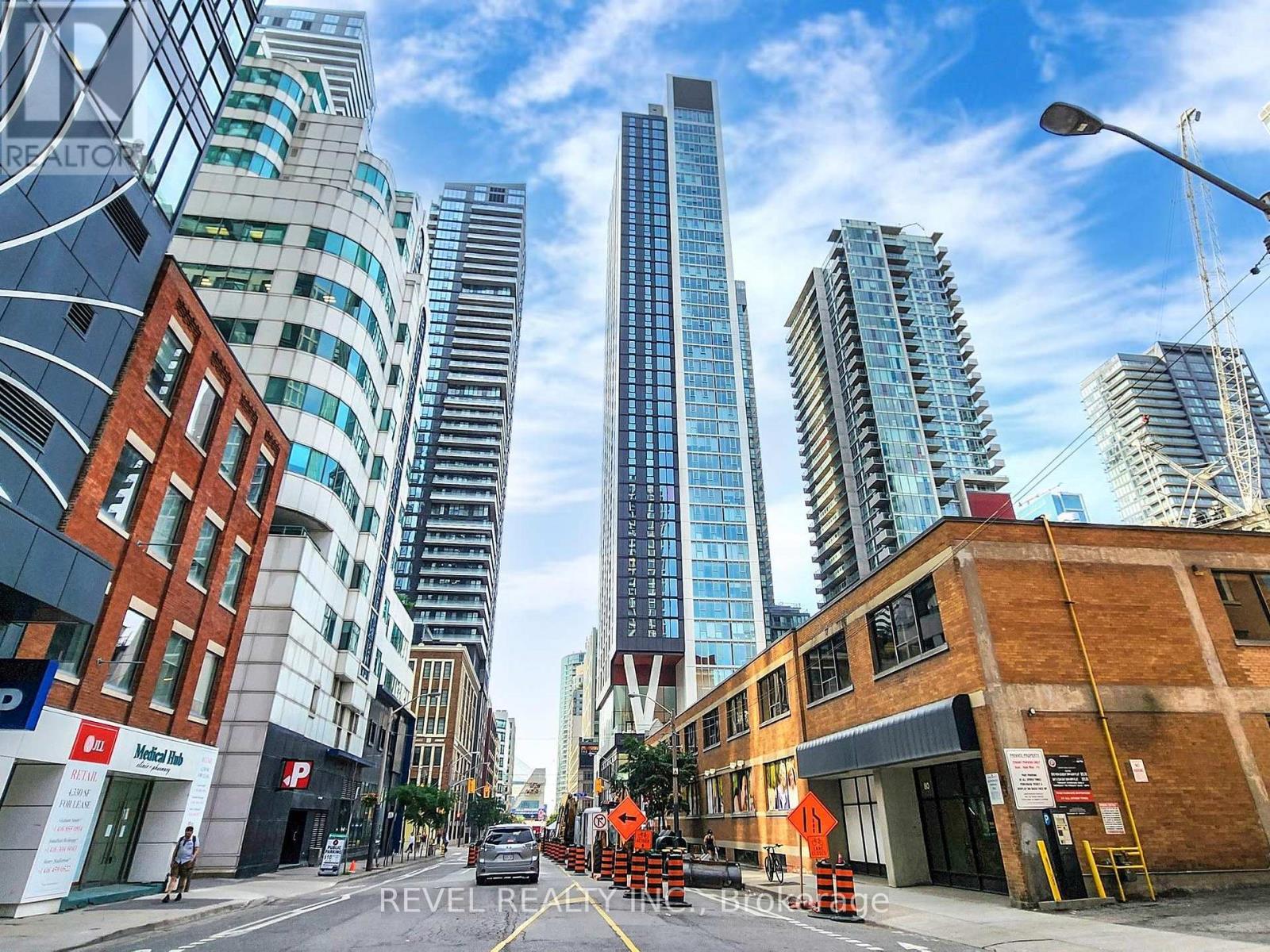 Photo 26 of 705 357 King Street W, Toronto ON