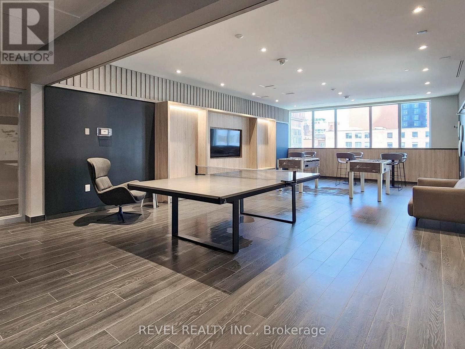 Photo 3 of 705 357 King Street W, Toronto ON