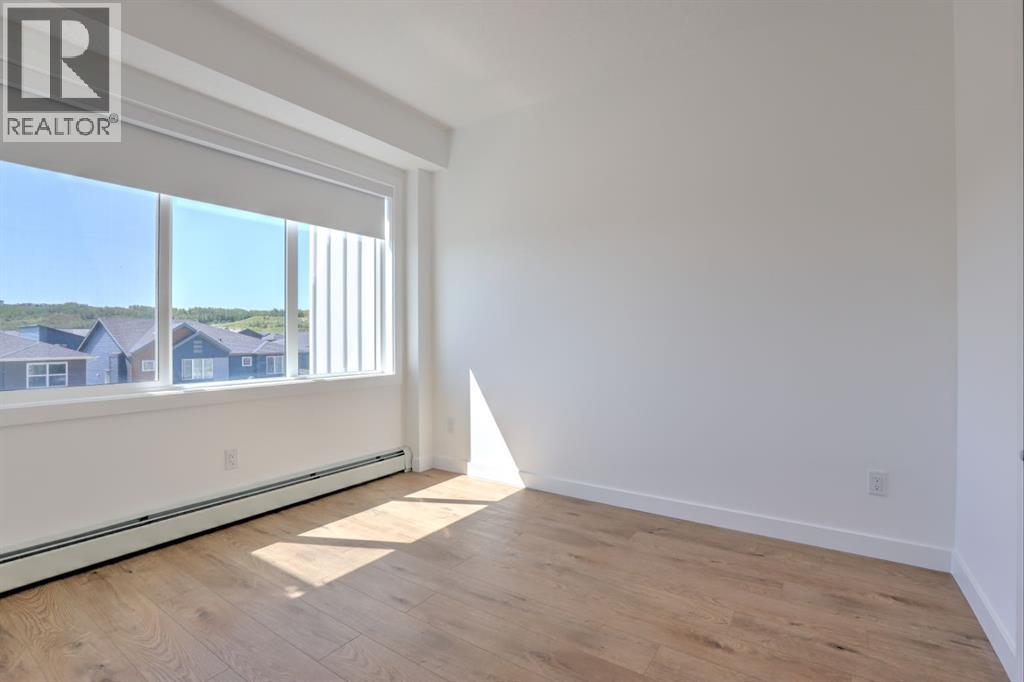 Photo 3 of 4311 111 Wolf Creek Drive Se, Calgary AB