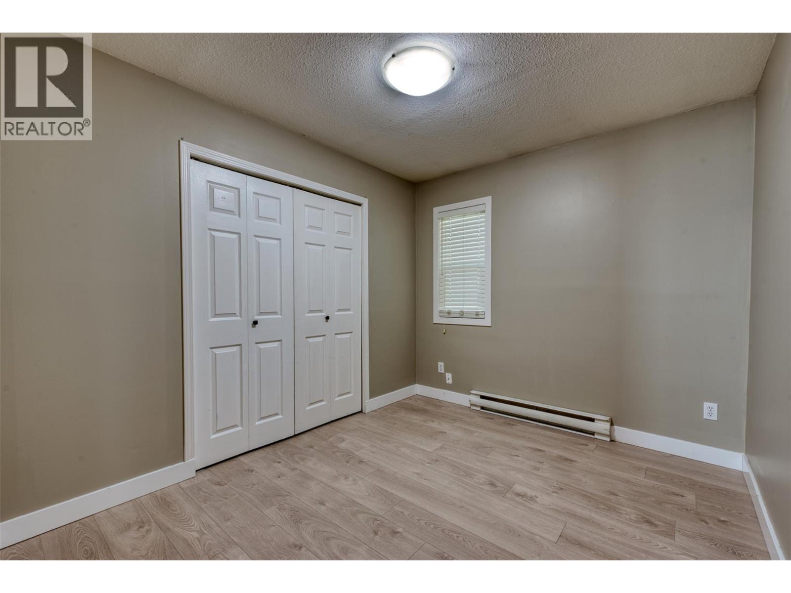 859 Lawson Avenue, Kelowna