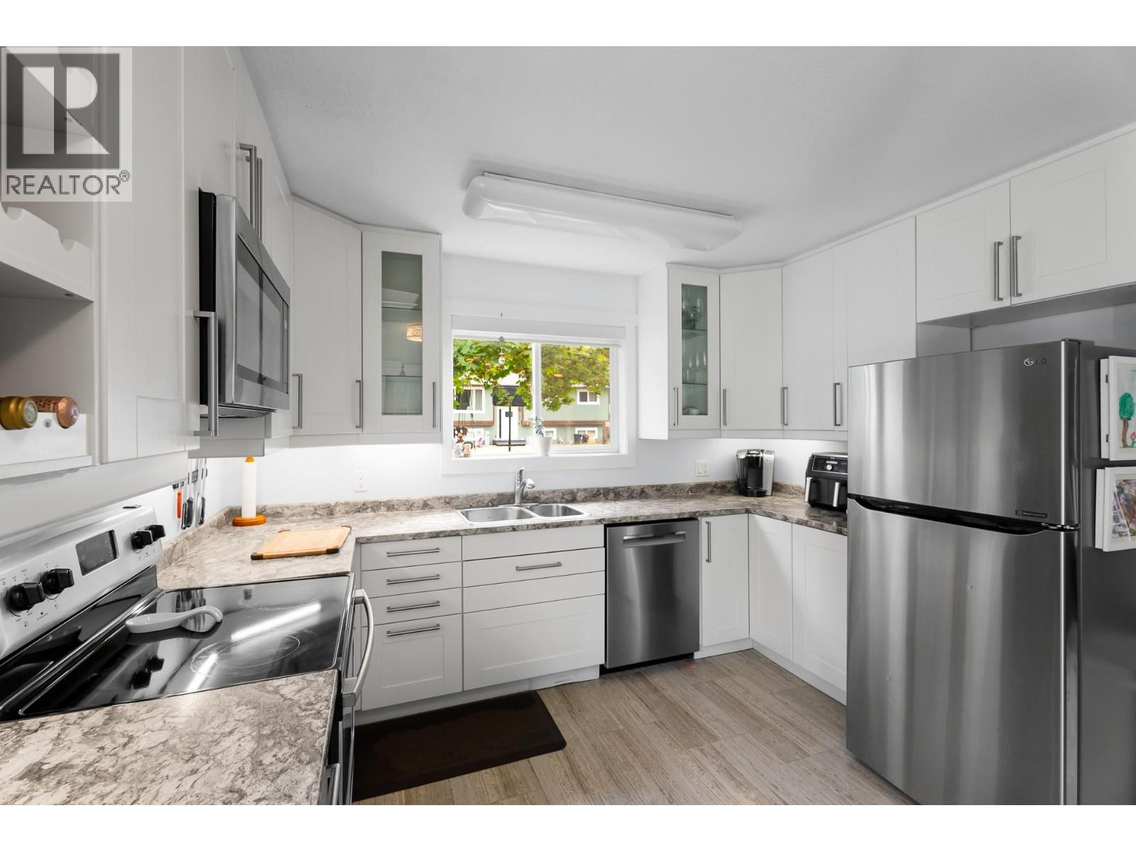 7101 51 STREET NE - Image 6