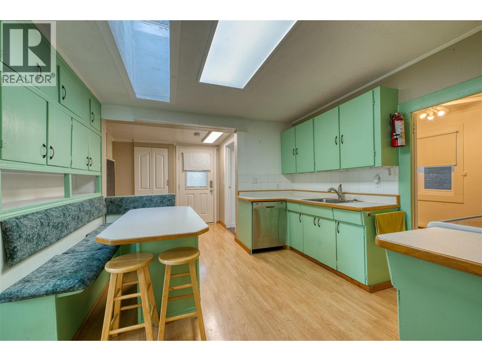 859 Lawson Avenue, Kelowna