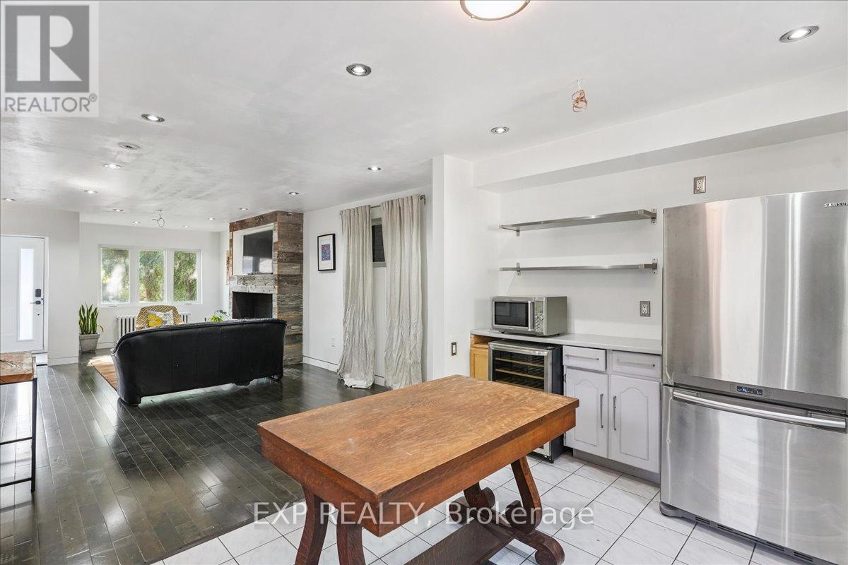 Photo 19 of 73 Yarrow Road, Toronto ON