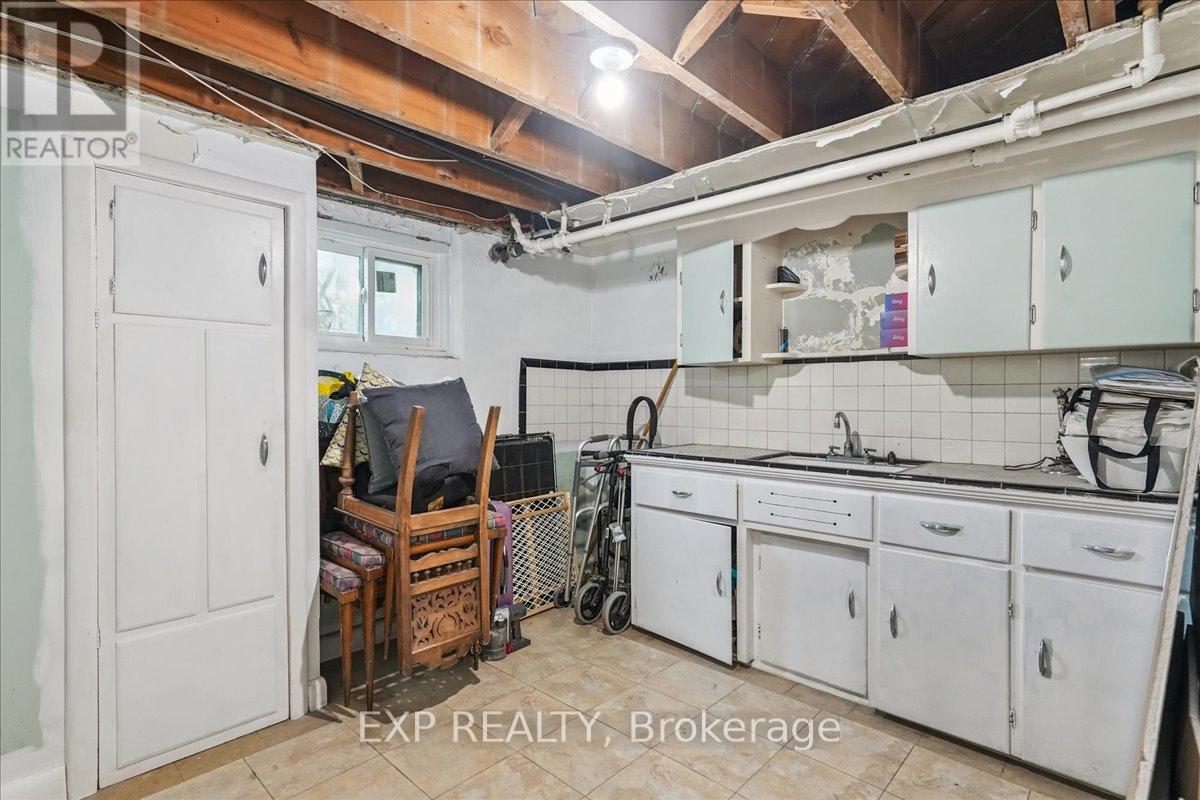 Photo 28 of 73 Yarrow Road, Toronto ON
