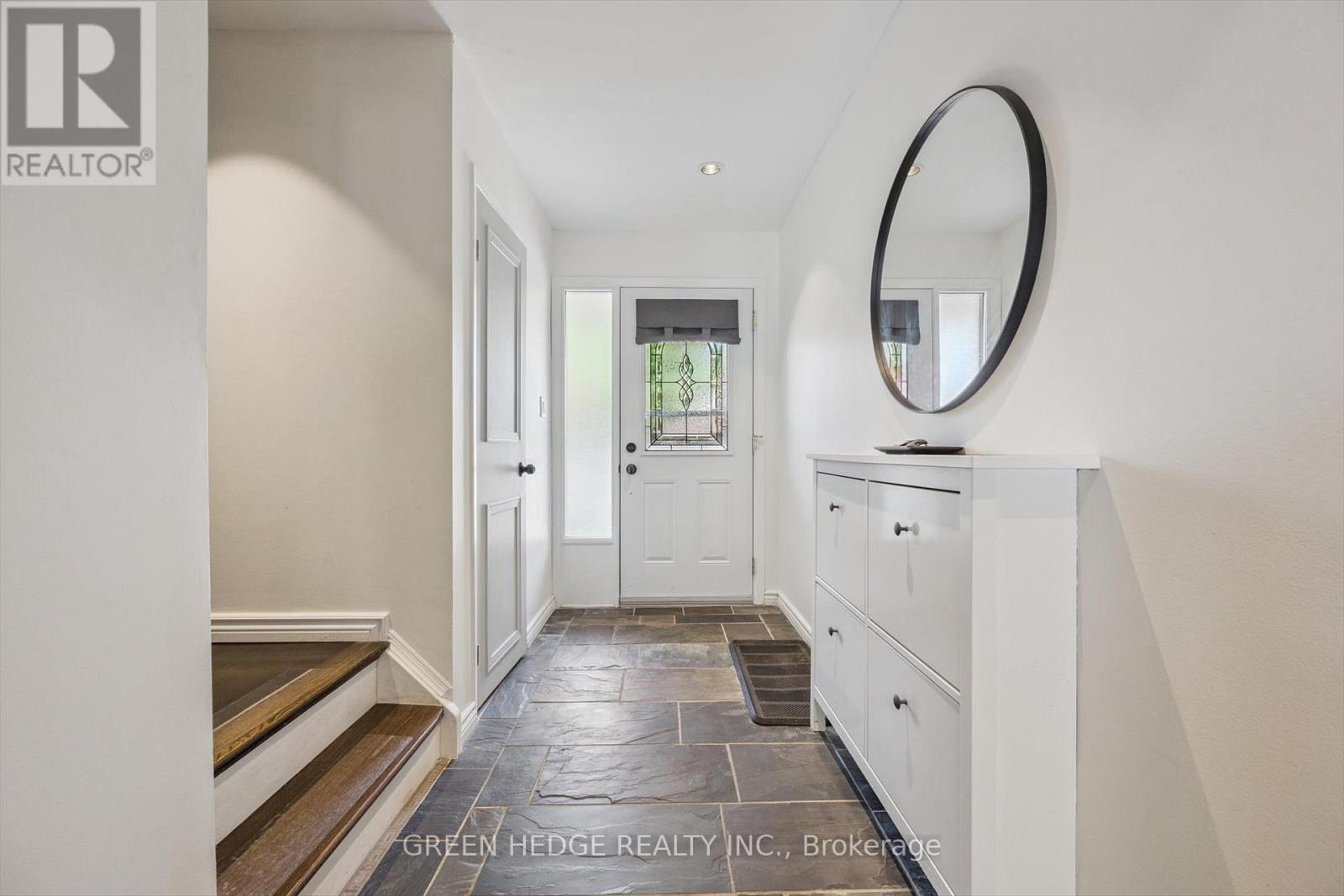 Photo 29 of 220 Baronwood Court, Brampton ON