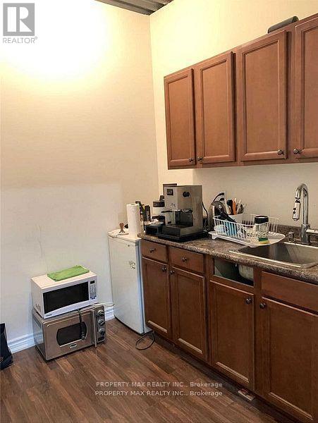 Photo 15 of 12 70 Delta Park Boulevard, Brampton ON