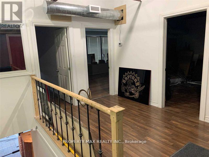 Photo 1 of 12 70 Delta Park Boulevard, Brampton ON
