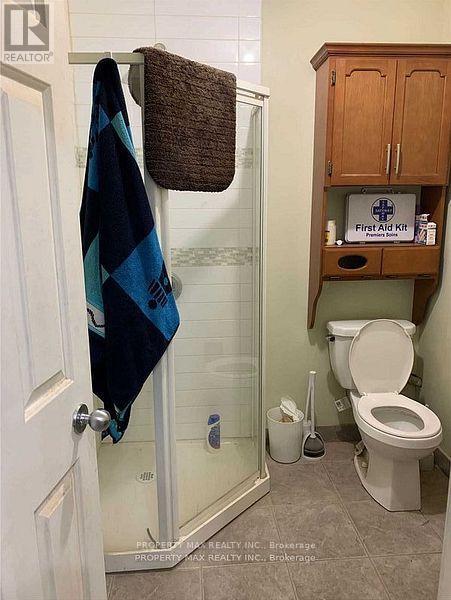Photo 11 of 12 70 Delta Park Boulevard, Brampton ON
