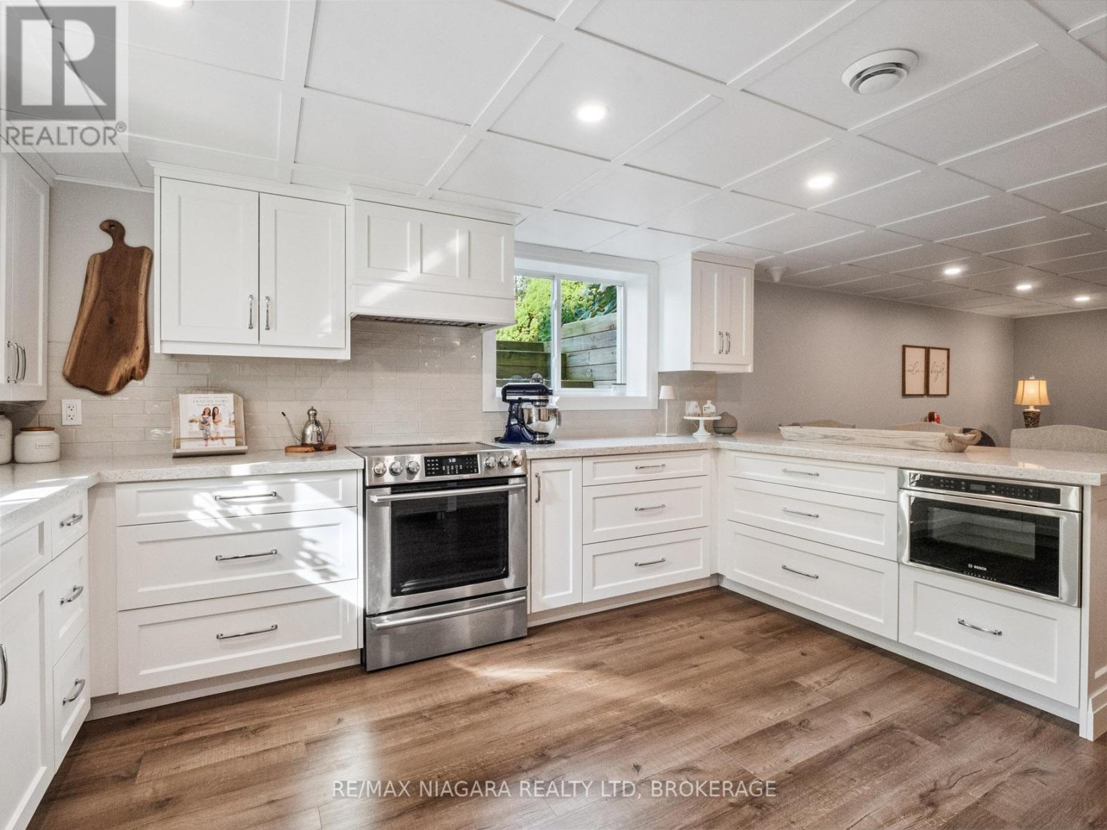 Photo 27 of 15 Keefer Drive, Welland ON