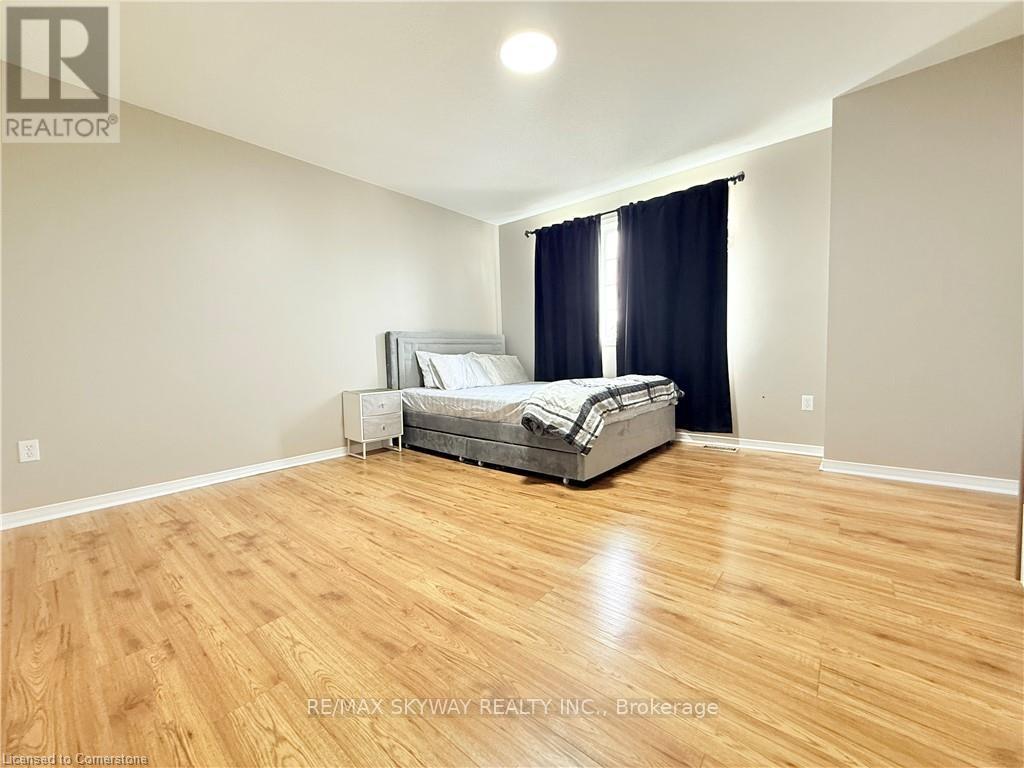 Photo 25 of 160 Prosperity Drive, Kitchener ON