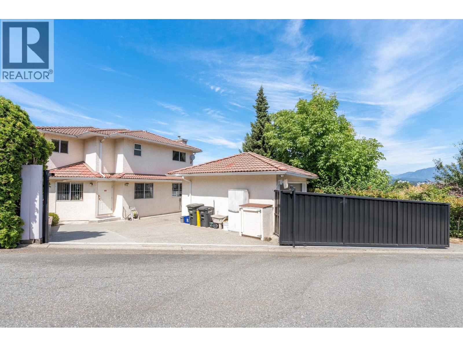 Photo 32 of 8948 Yarrow Place, Burnaby BC