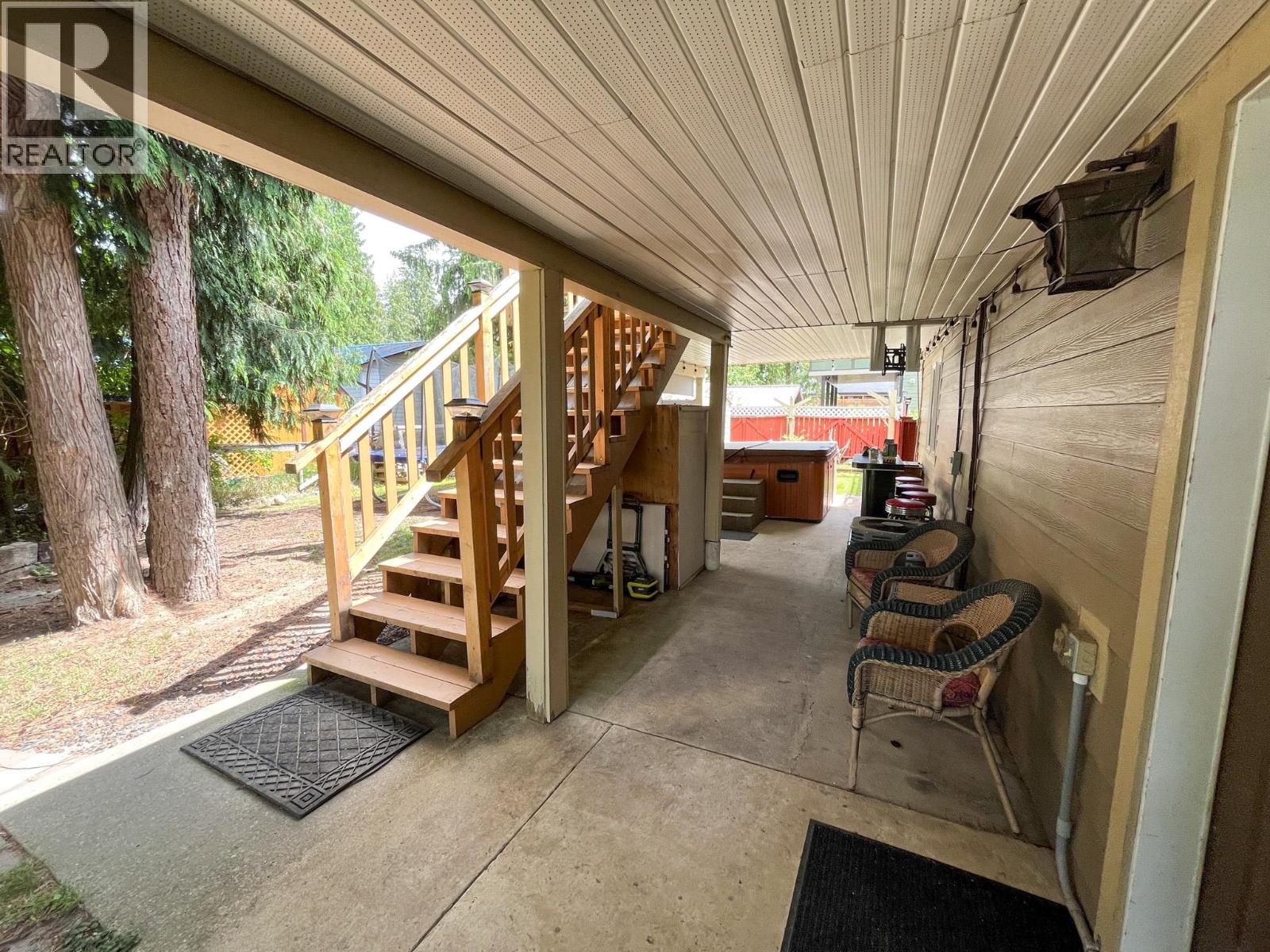 Photo 25 of 510 Cedar Street, Sicamous BC