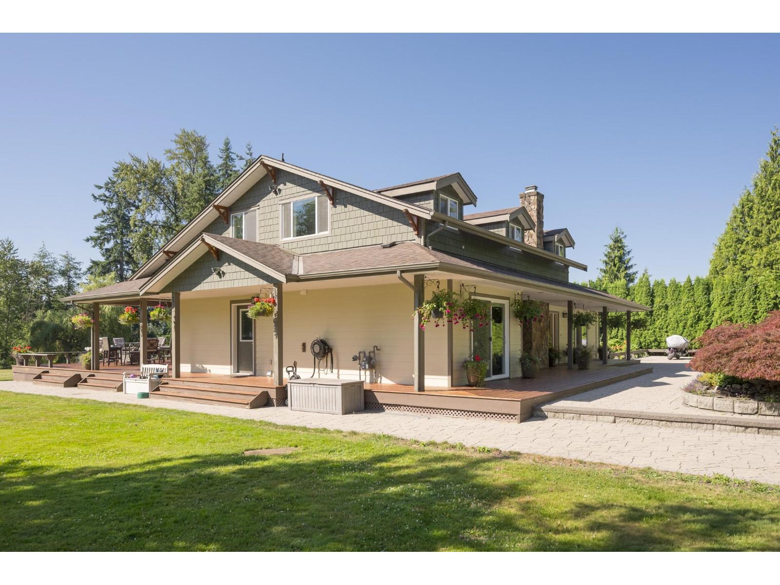 Photo 10 of 9978 Allard Crescent, Langley BC