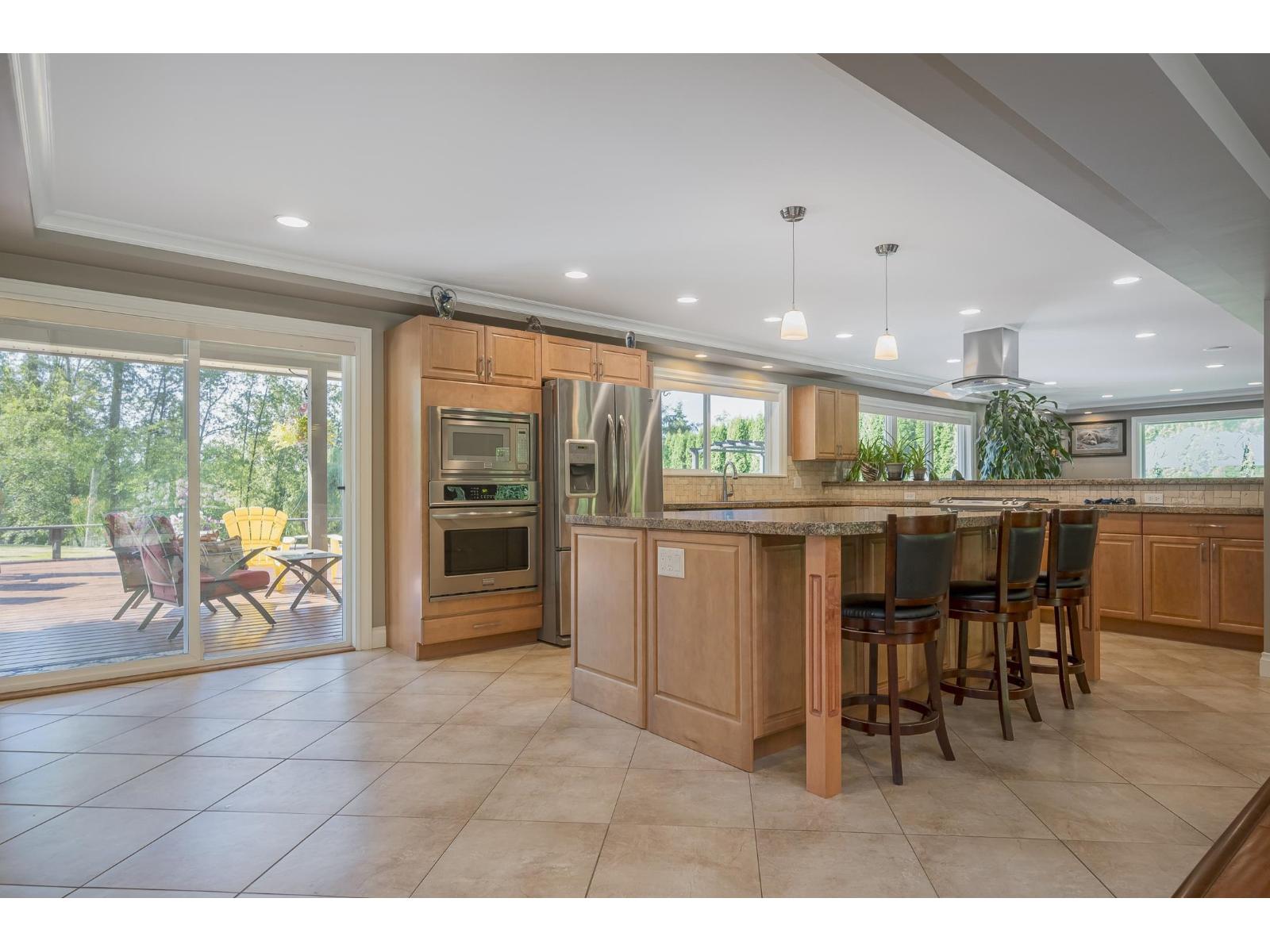 Photo 16 of 9978 Allard Crescent, Langley BC