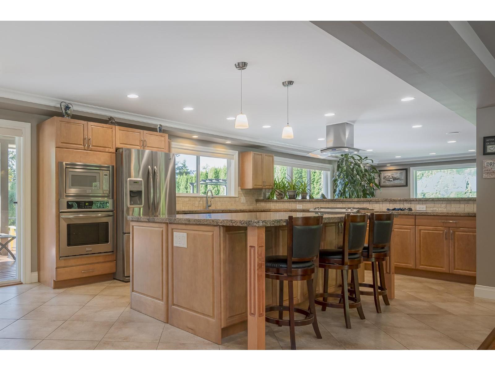Photo 17 of 9978 Allard Crescent, Langley BC