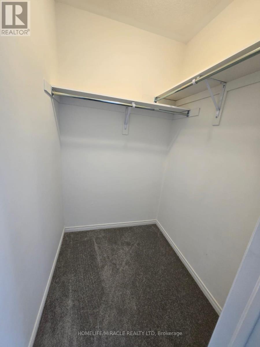 Photo 18 of 1431 Coral Springs Path, Oshawa ON