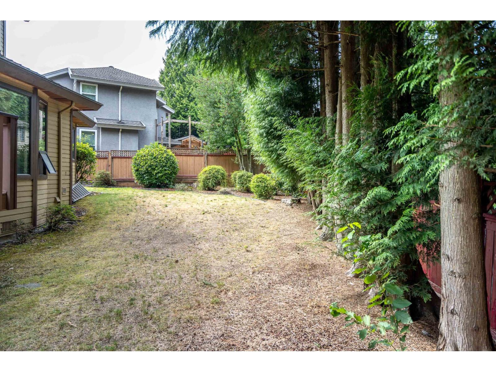 Photo 23 of 16675 Mapletree Close, Surrey BC