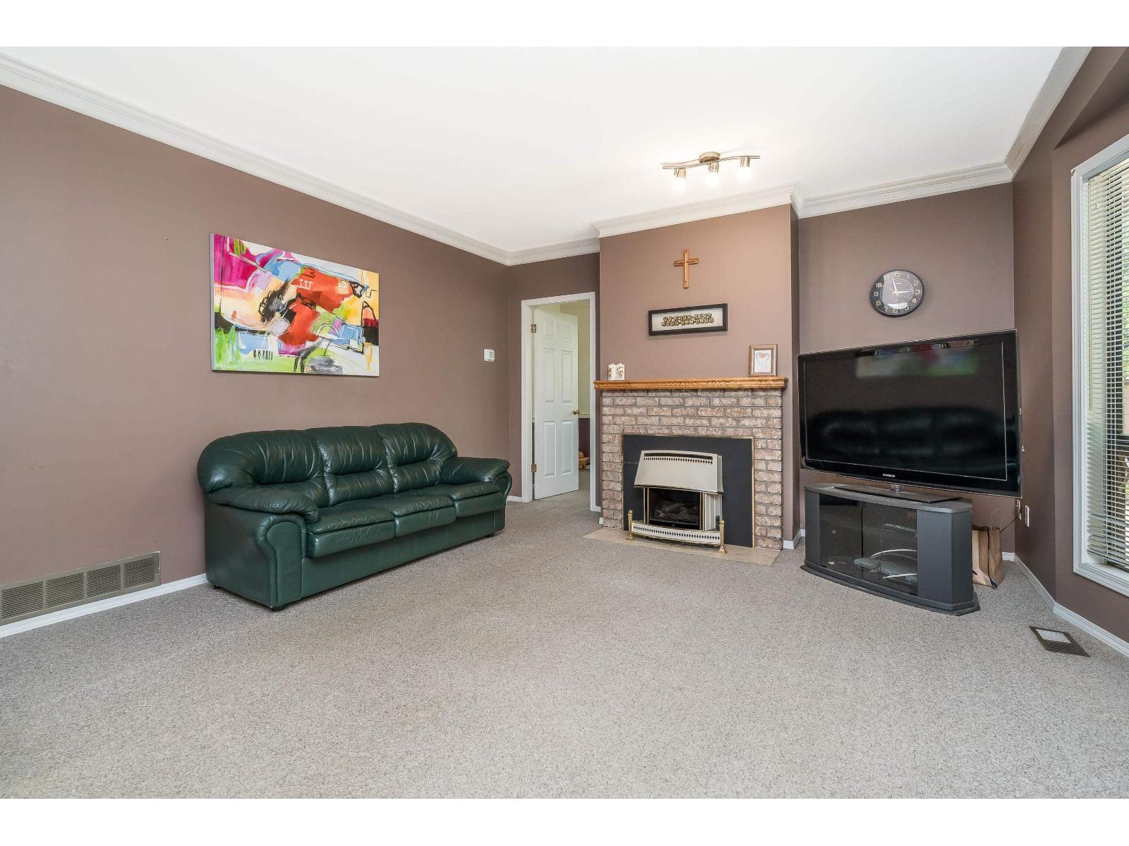 Photo 18 of 16675 Mapletree Close, Surrey BC