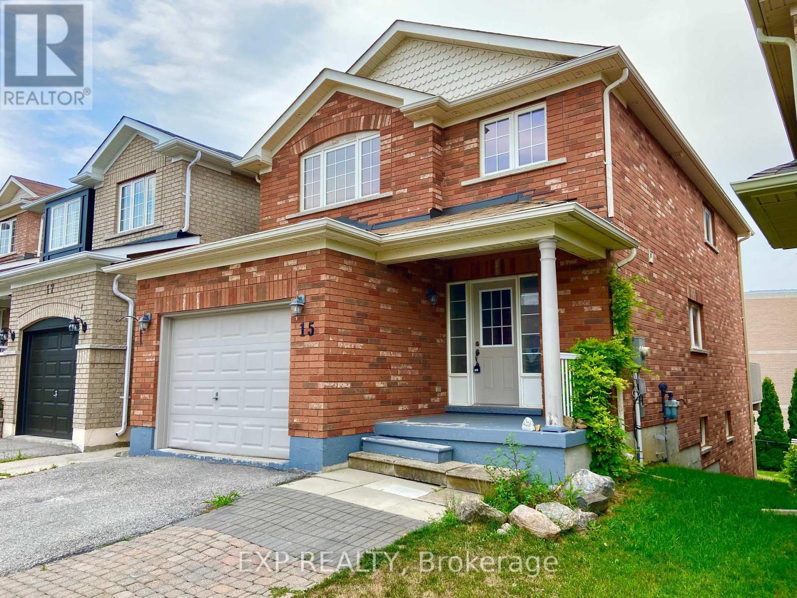 Photo 10 of 15 Lynn Street, Bradford West Gwillimbury ON