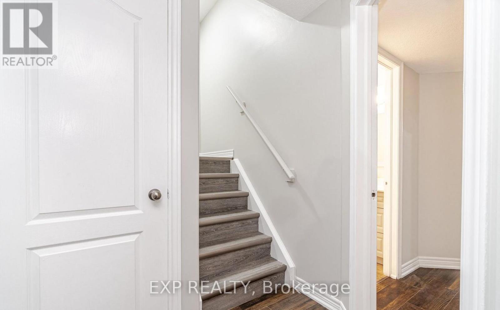 Photo 22 of 15 Lynn Street, Bradford West Gwillimbury ON