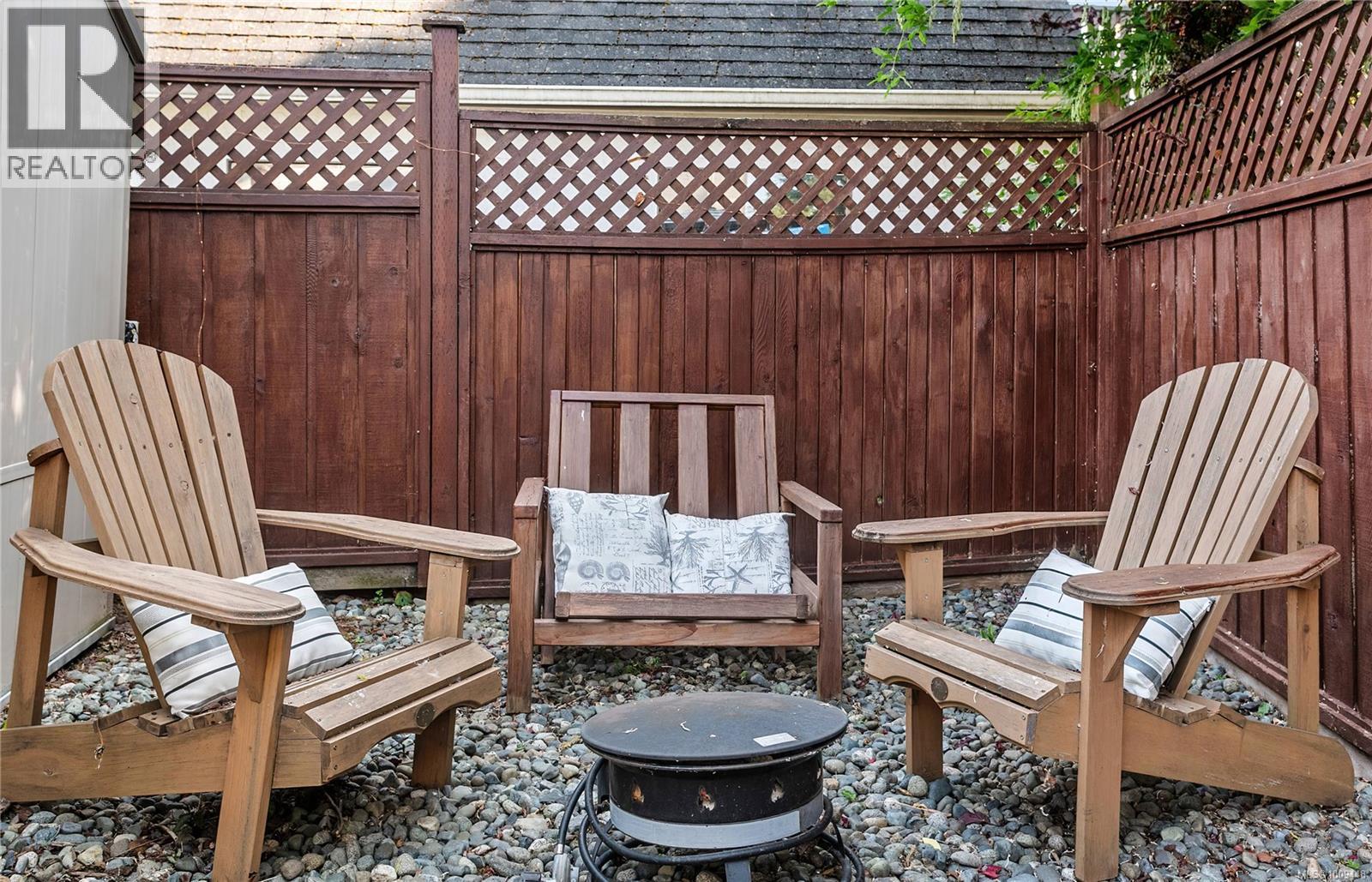 Photo 32 of 1815 San Pedro Ave, Saanich BC