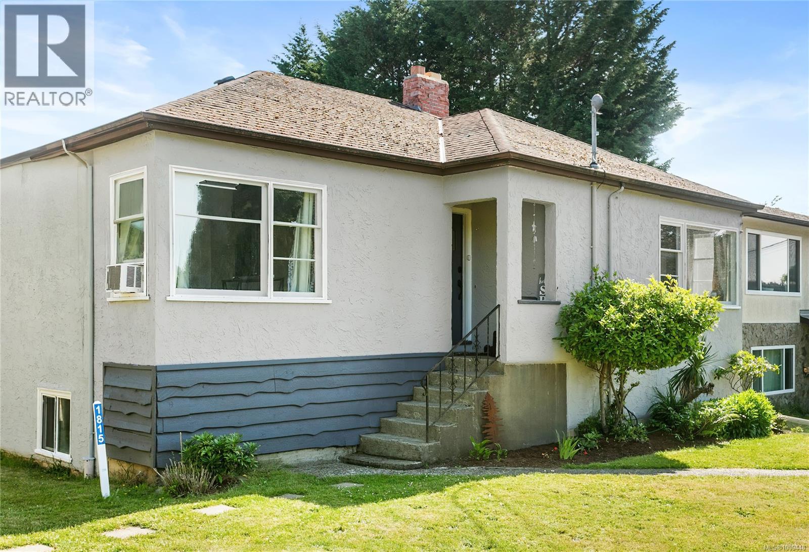 Photo 35 of 1815 San Pedro Ave, Saanich BC