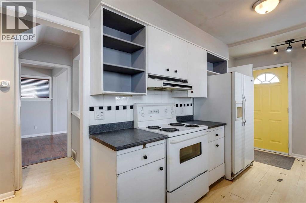 Single Family House for Sale in  Regal Crescent NE Renfrew Calgary 