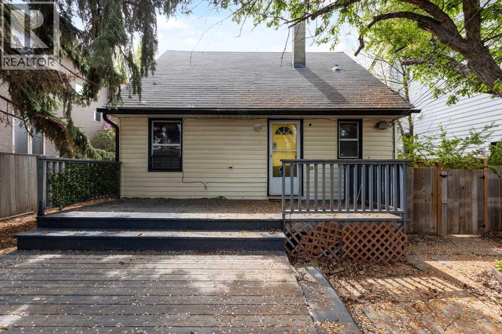 Single Family House for Sale in  Regal Crescent NE Renfrew Calgary 