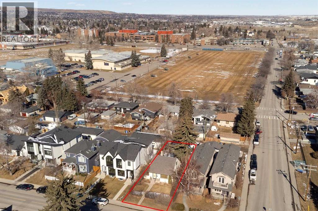 Single Family House for Sale in  Regal Crescent NE Renfrew Calgary 