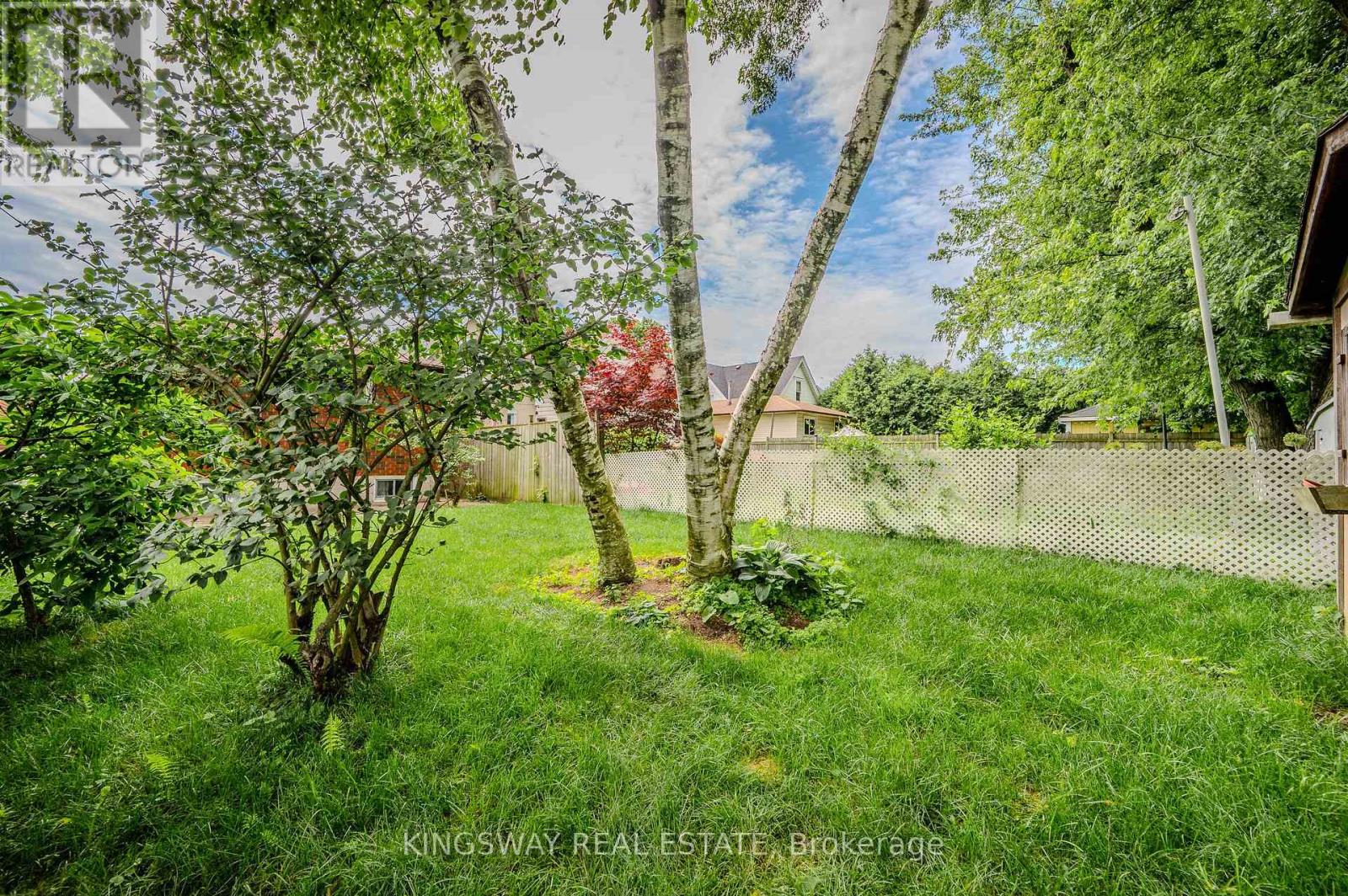 Photo 23 of 164 East 23rd Street, Hamilton ON