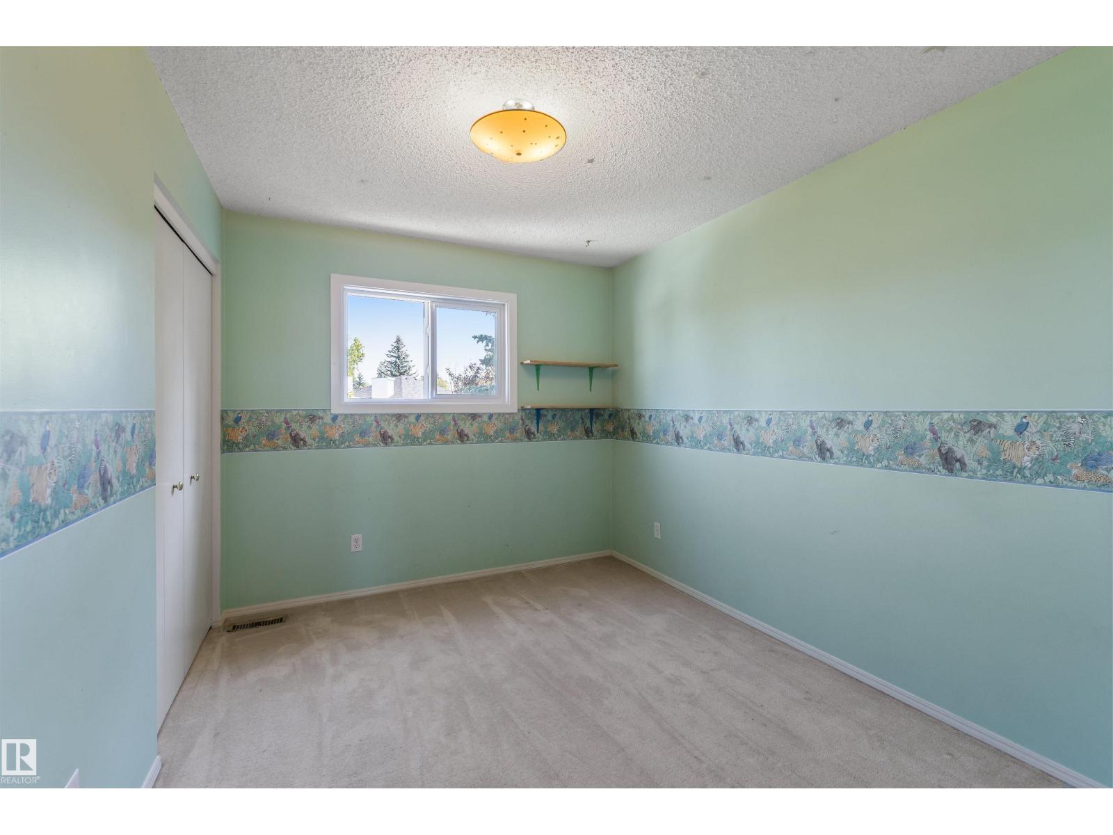Photo 49 of 57 Deane Cr, St Albert AB