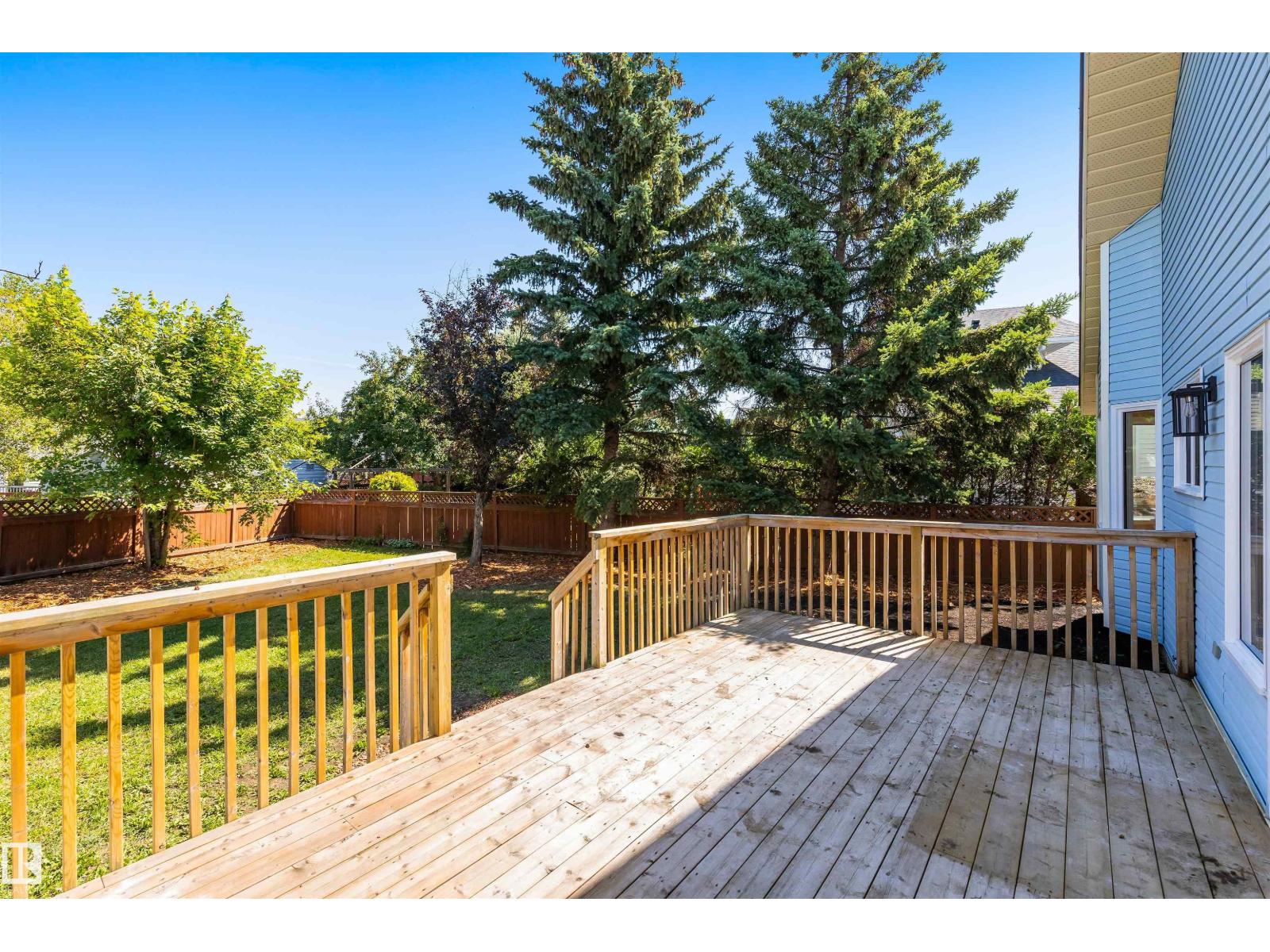 Photo 28 of 57 Deane Cr, St Albert AB