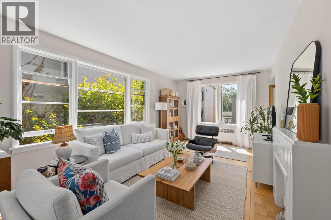 Photo 6 of 302 1246 Cardero Street, Vancouver BC