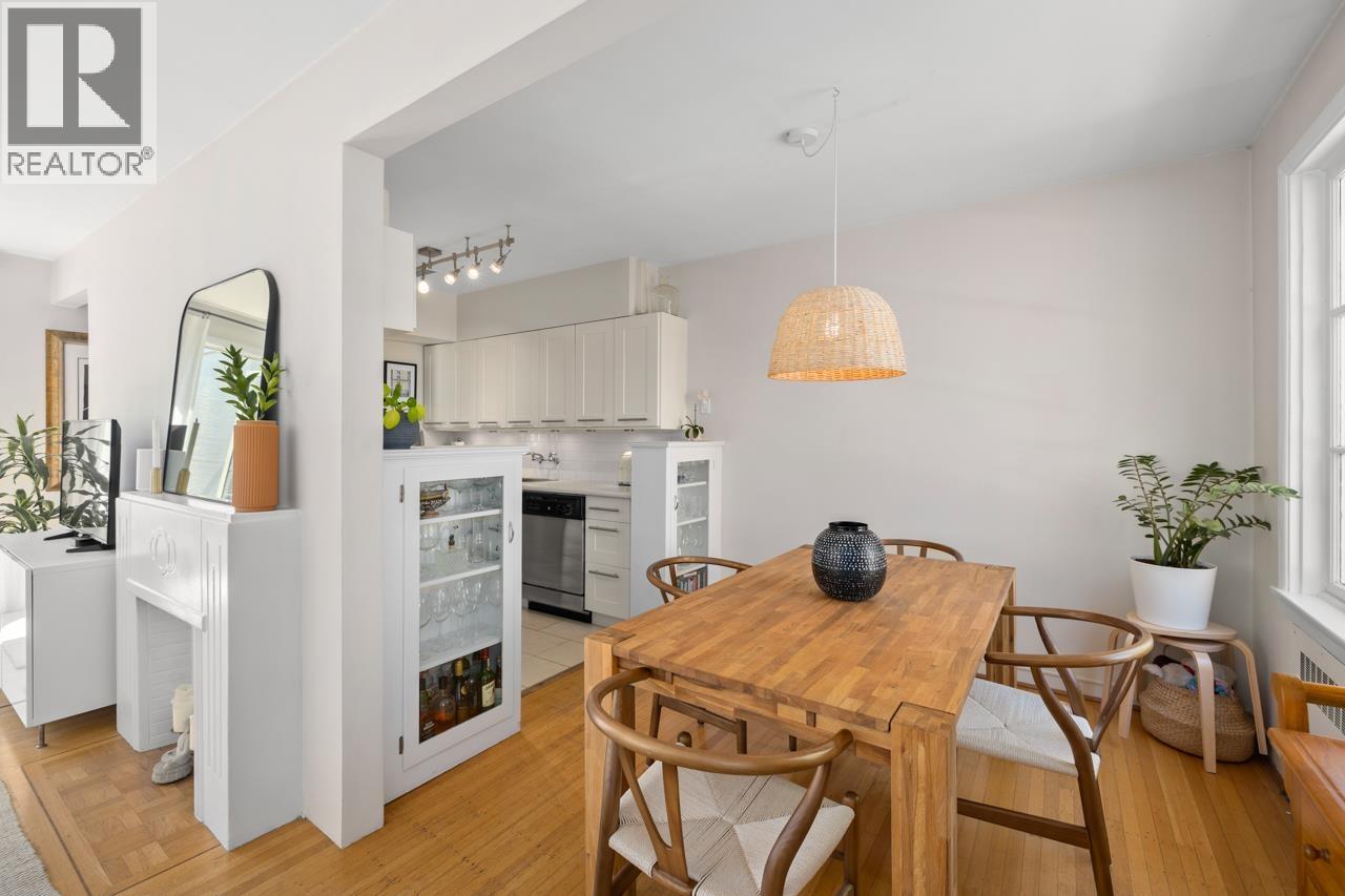 Photo 8 of 302 1246 Cardero Street, Vancouver BC