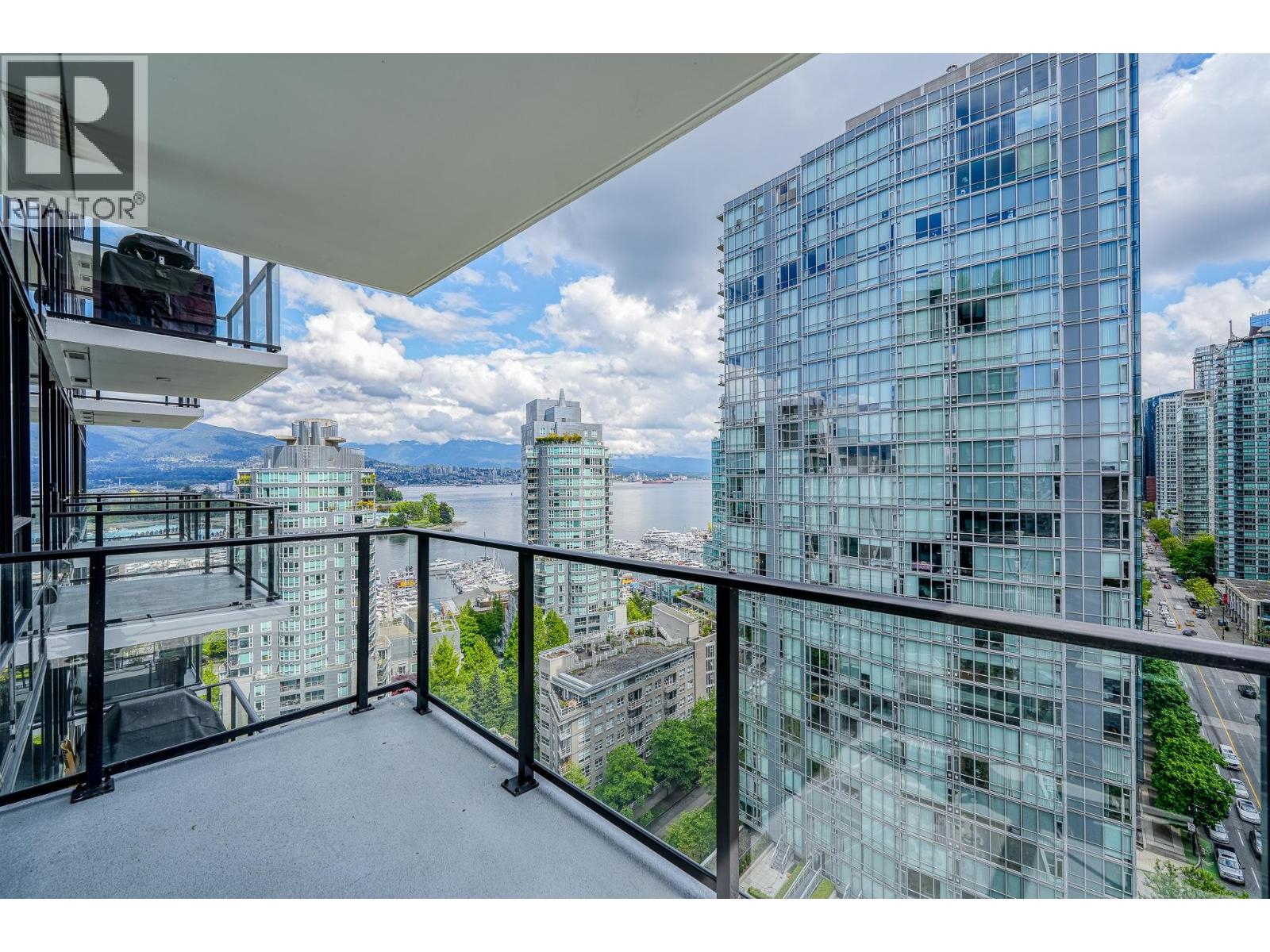 Photo 16 of 1703 620 Cardero Street, Vancouver BC