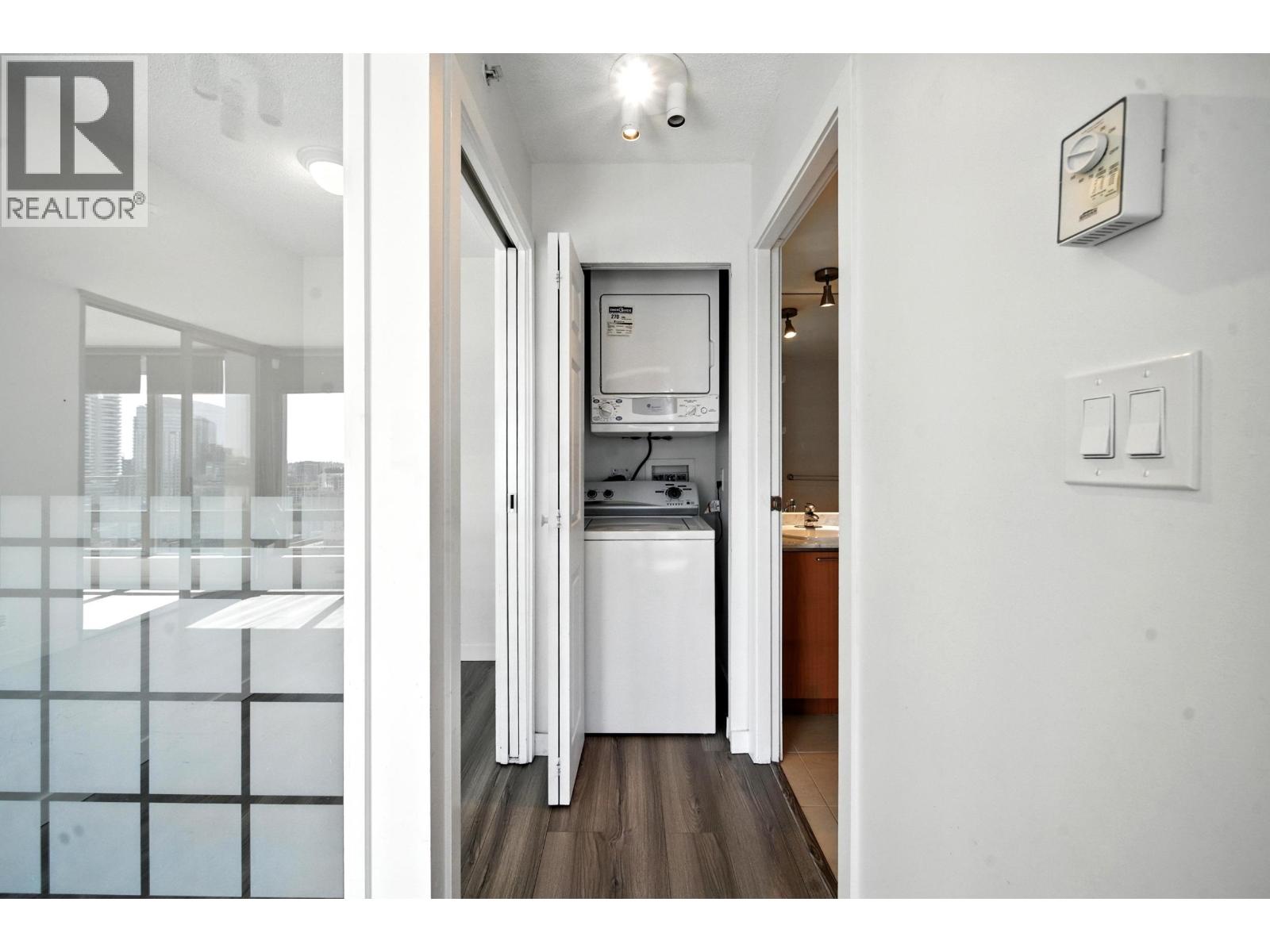 Photo 17 of 3004 1200 W Georgia Street, Vancouver BC