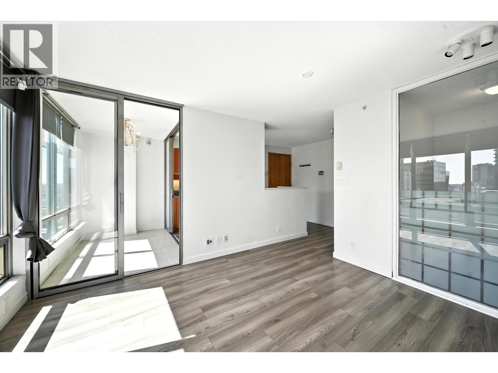 Photo 5 of 3004 1200 W Georgia Street, Vancouver BC