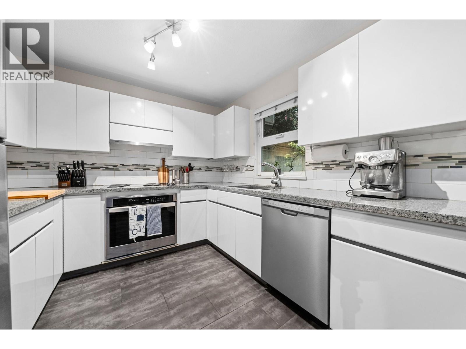 Photo 19 of 106 1023 Wolfe Avenue, Vancouver BC