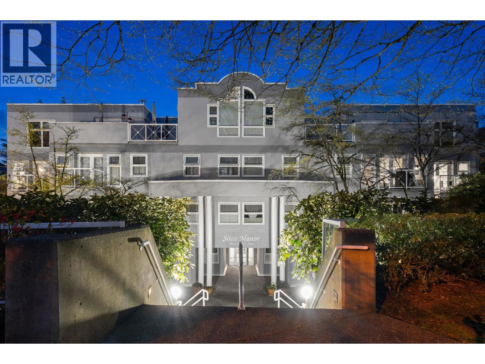 Photo 34 of 106 1023 Wolfe Avenue, Vancouver BC