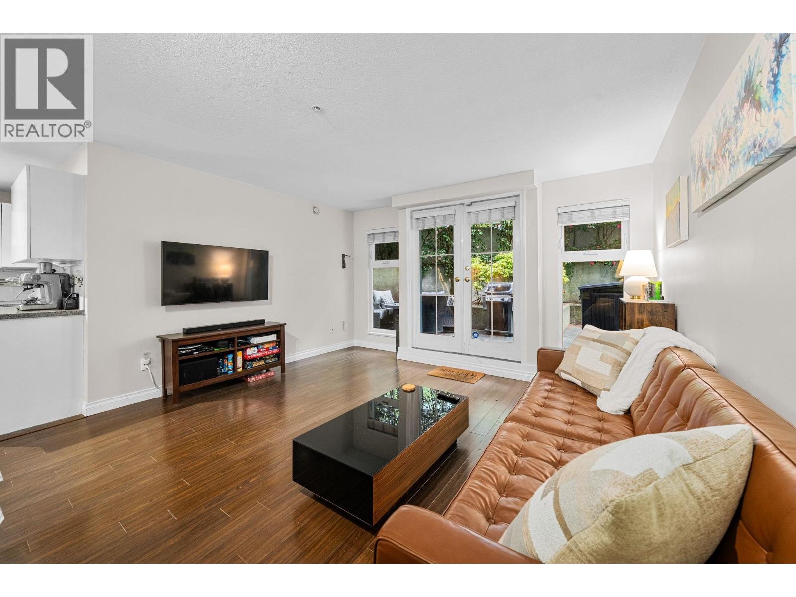 Photo 4 of 106 1023 Wolfe Avenue, Vancouver BC