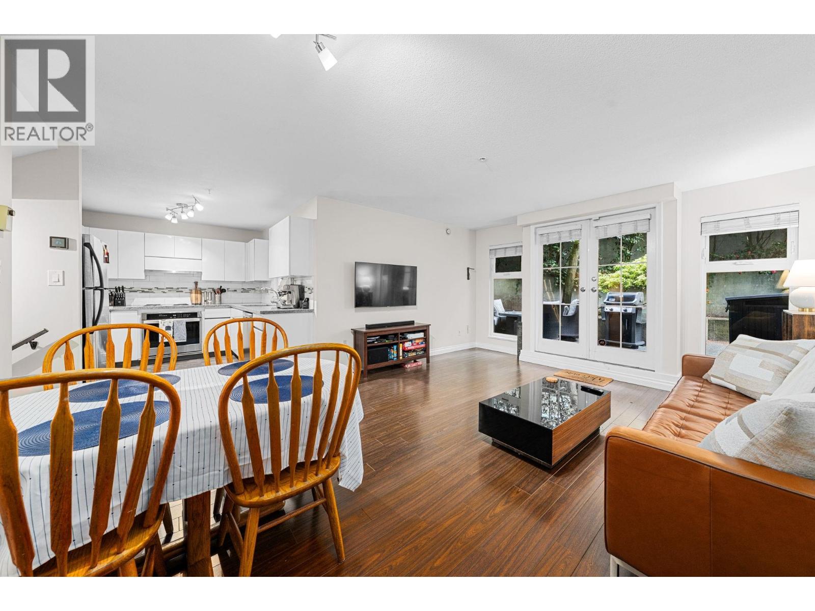 Photo 5 of 106 1023 Wolfe Avenue, Vancouver BC