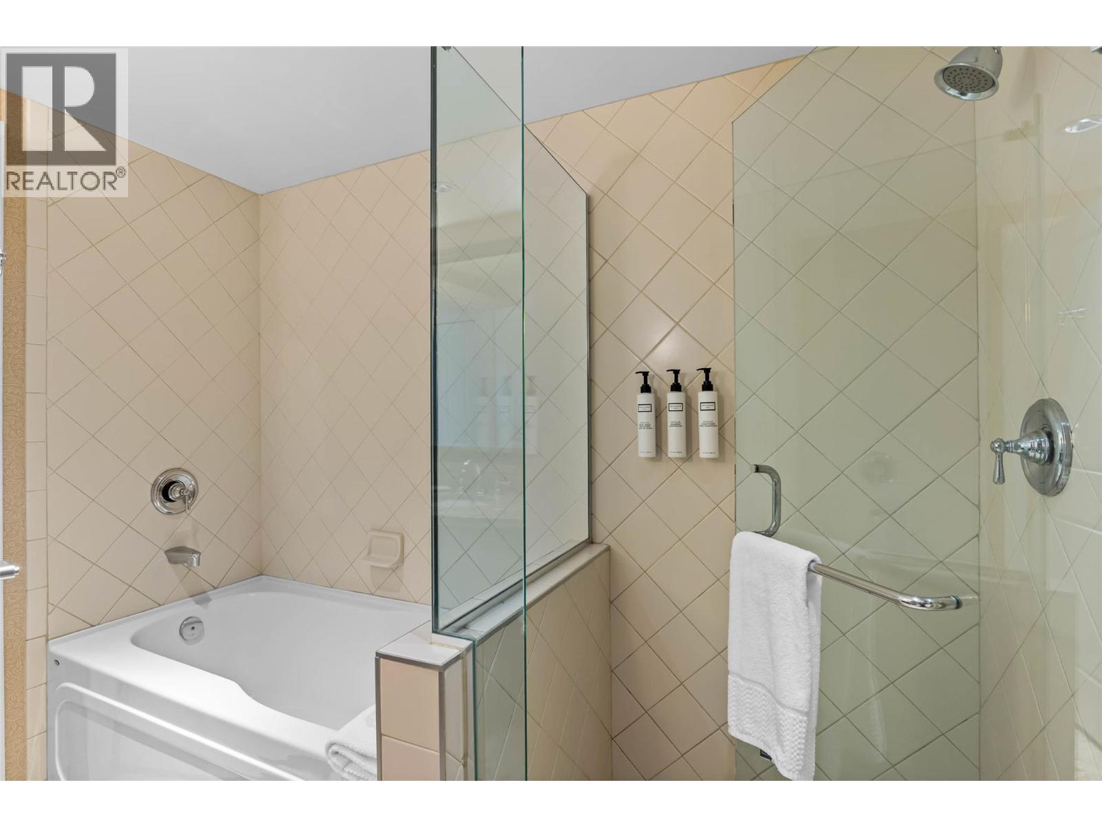 3250 Village Way Unit# 1318D, Sun Peaks