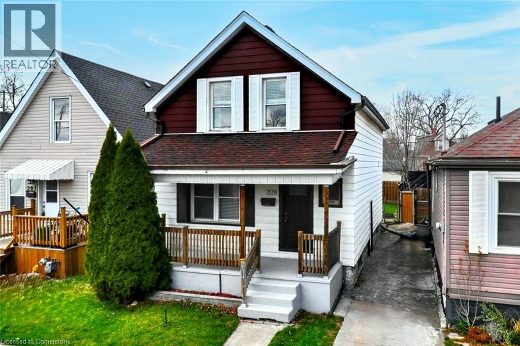 Photo 17 of 209 Weir Street N, Hamilton ON