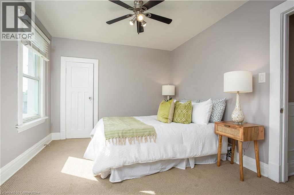 Photo 20 of 209 Weir Street N, Hamilton ON
