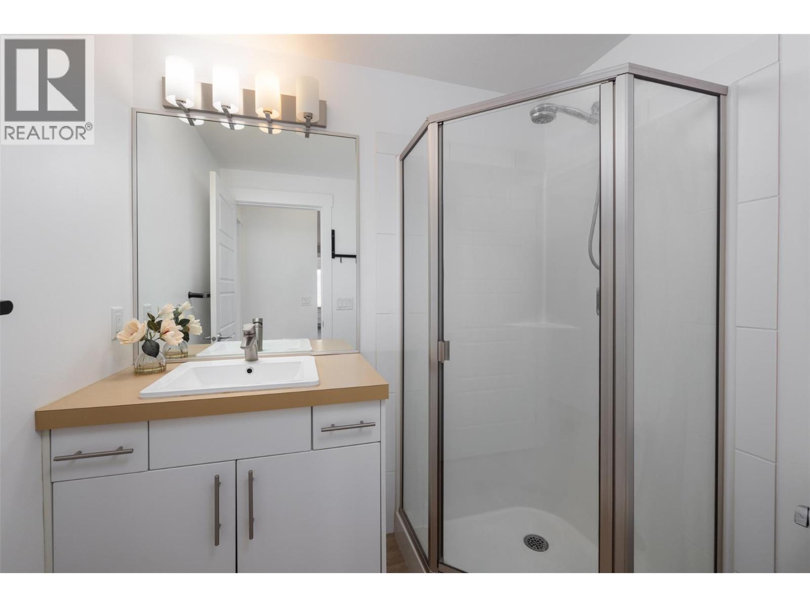 Photo 9 of 975 Academy Way Unit 401, Kelowna BC